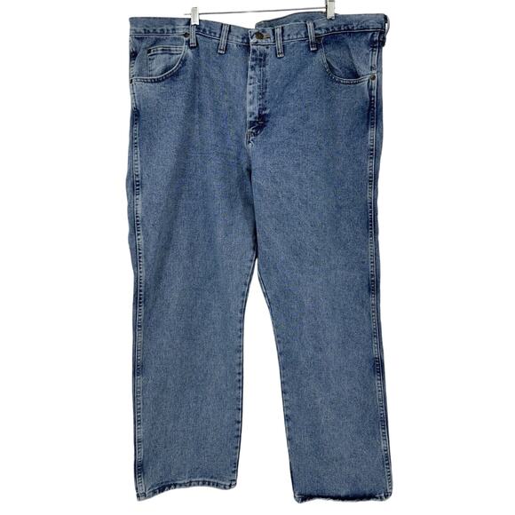 NEW Men's Wrangler Rugged Wear Jeans‎ 46x30 Blue Relaxed Fit Straight Leg NWT - Picture 2 of 11